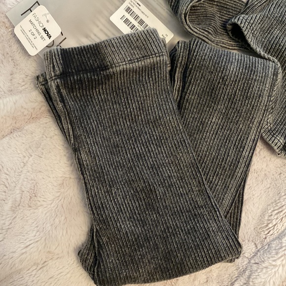 Grey Ribbed Two Piece Leggings Set - Picture 4 of 4
